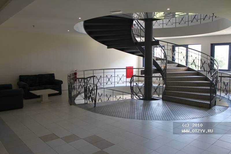 Belvedere Royal Belvedere Royal