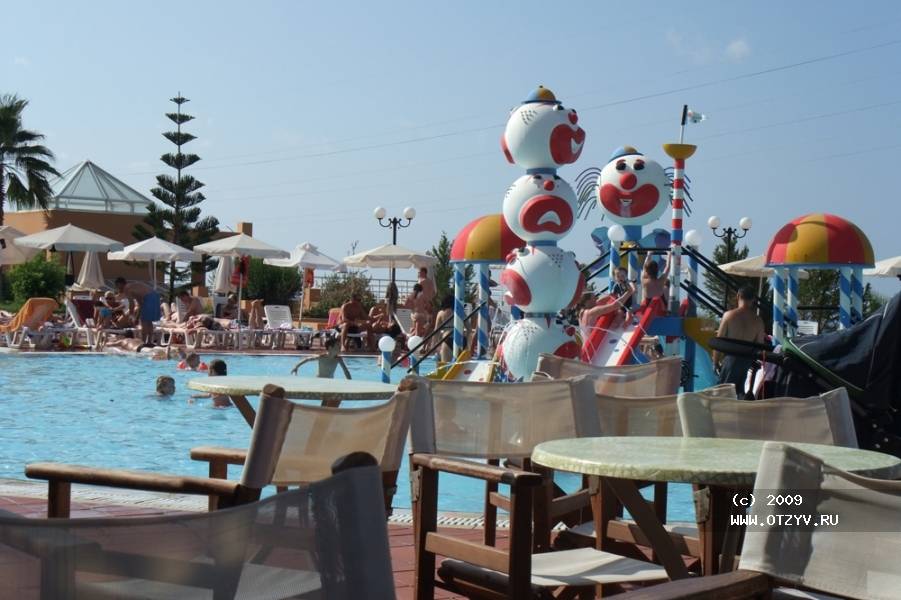 Belvedere Royal Belvedere Royal