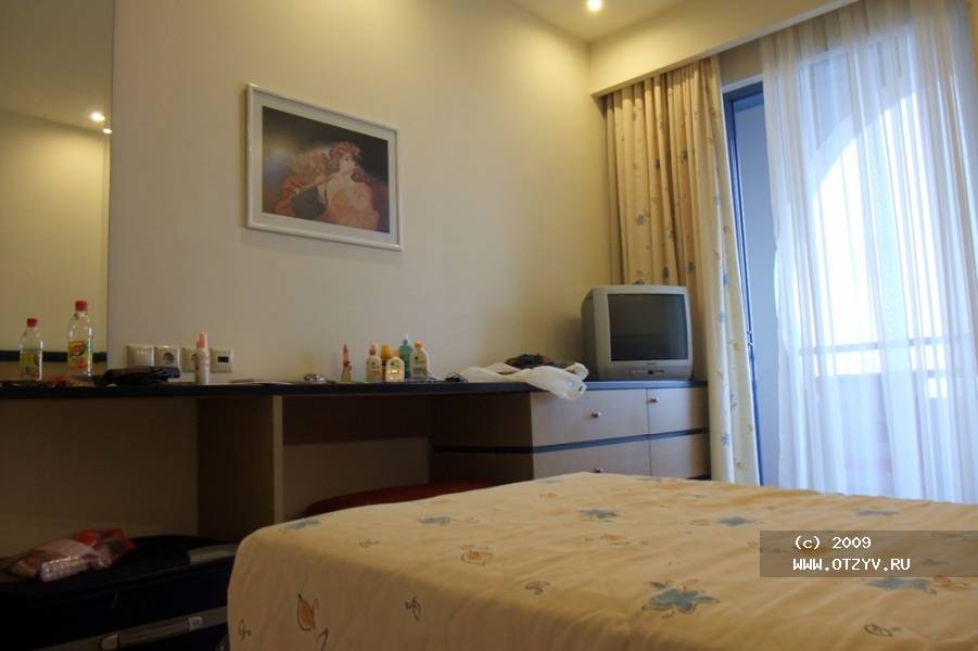 Belvedere Royal Belvedere Royal