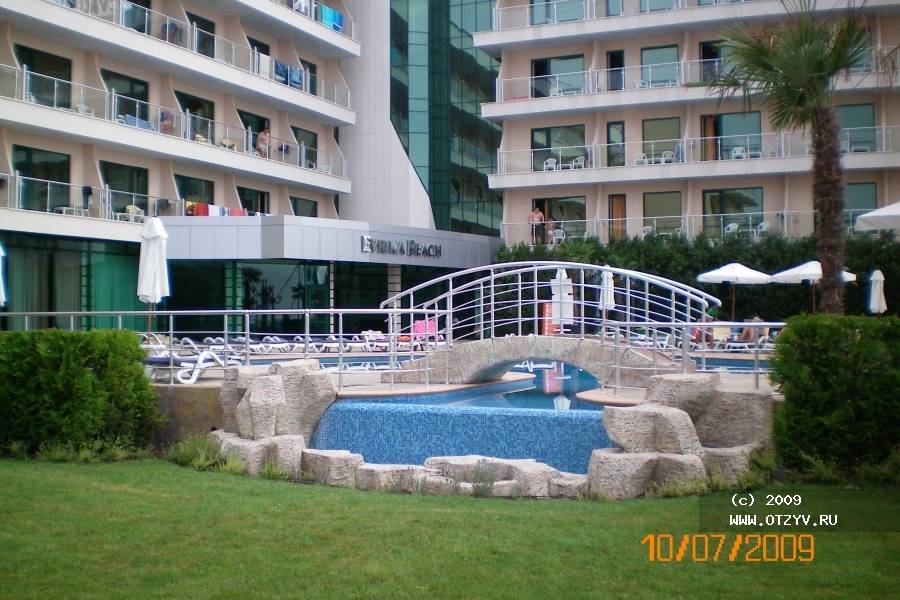 Evrika Beach Club Hotel