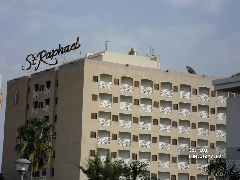 St. Raphael Hotel