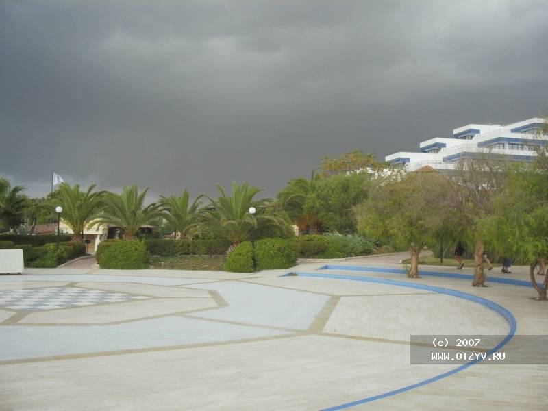 Sunrise Park Resort & Spa