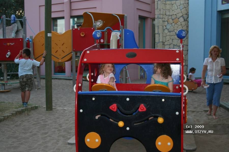 Blue Waters Club & Resort