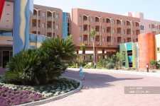 Blue Waters Club & Resort ����