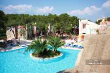 Blue Waters Club & Resort ����