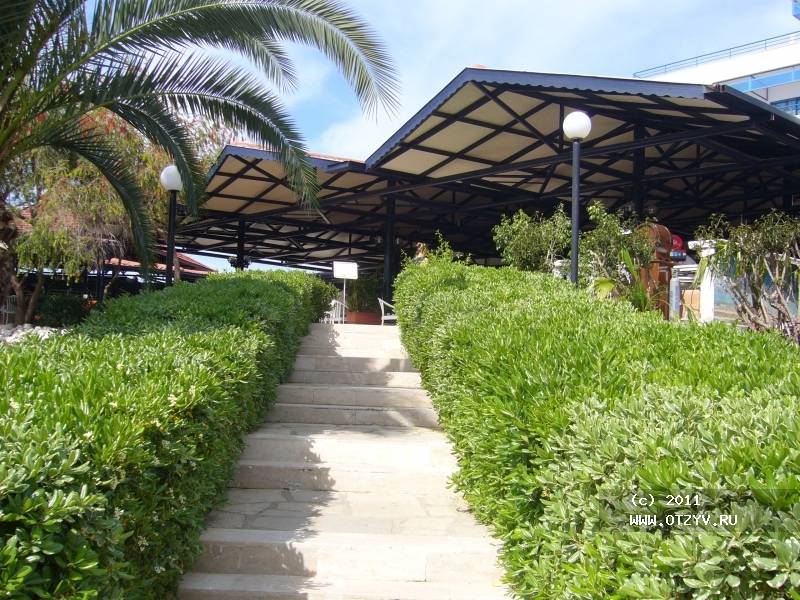 Sunrise Park Resort & Spa