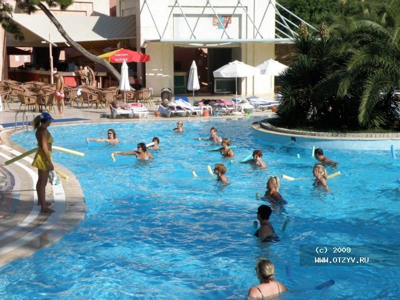 Blue Waters Club & Resort