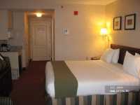 Holiday Inn Express Hotel & Suites Boston Cambridge 