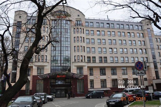 Courtyard St. Petersburg Center West Pushkin Hotel